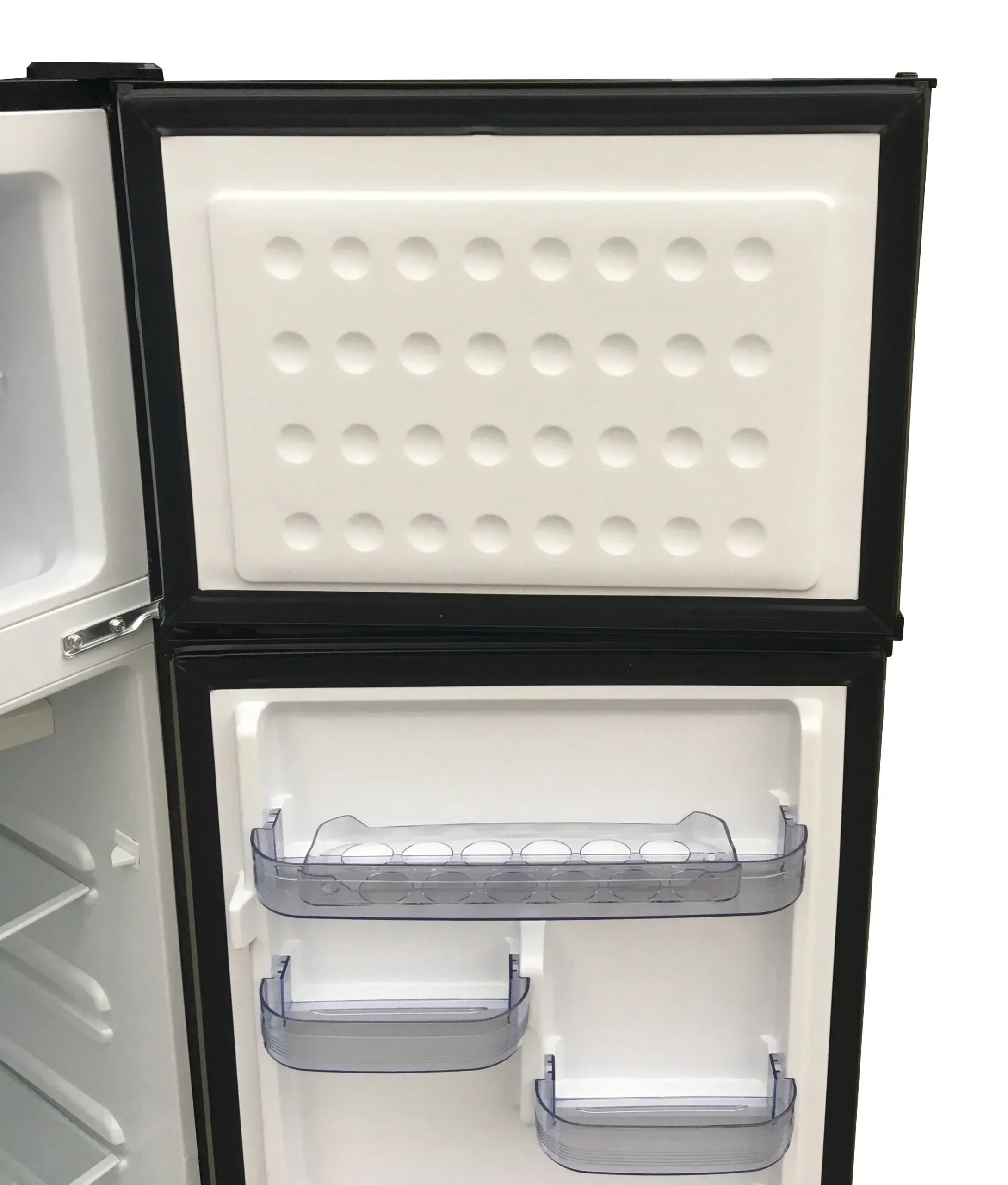 7.5 Cu ft. Refrigerator, Platinum Series Stainless Look (EFR780-6COM) - Image 4