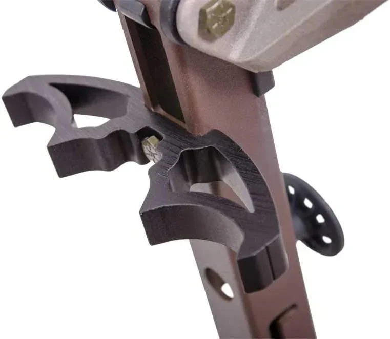 Assault II Hang On Tree Stand - Image 2