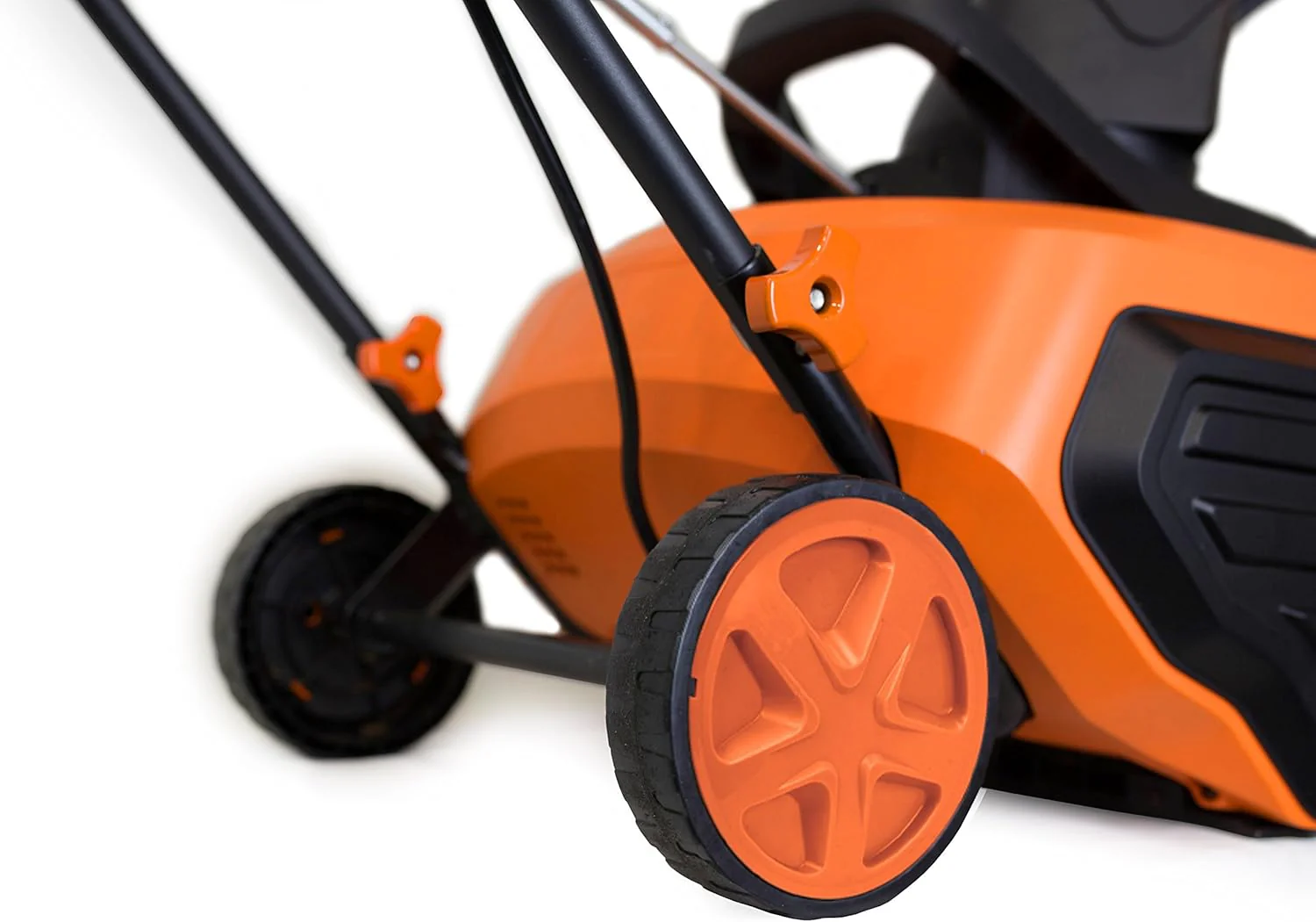 Snow Blaster 13.5-Amp 18-Inch Electric Snow Thrower - Image 6